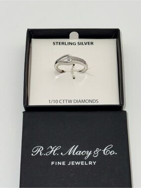 Sterling Silver Diamond Accented Women's Ring - Sz 9 NWT